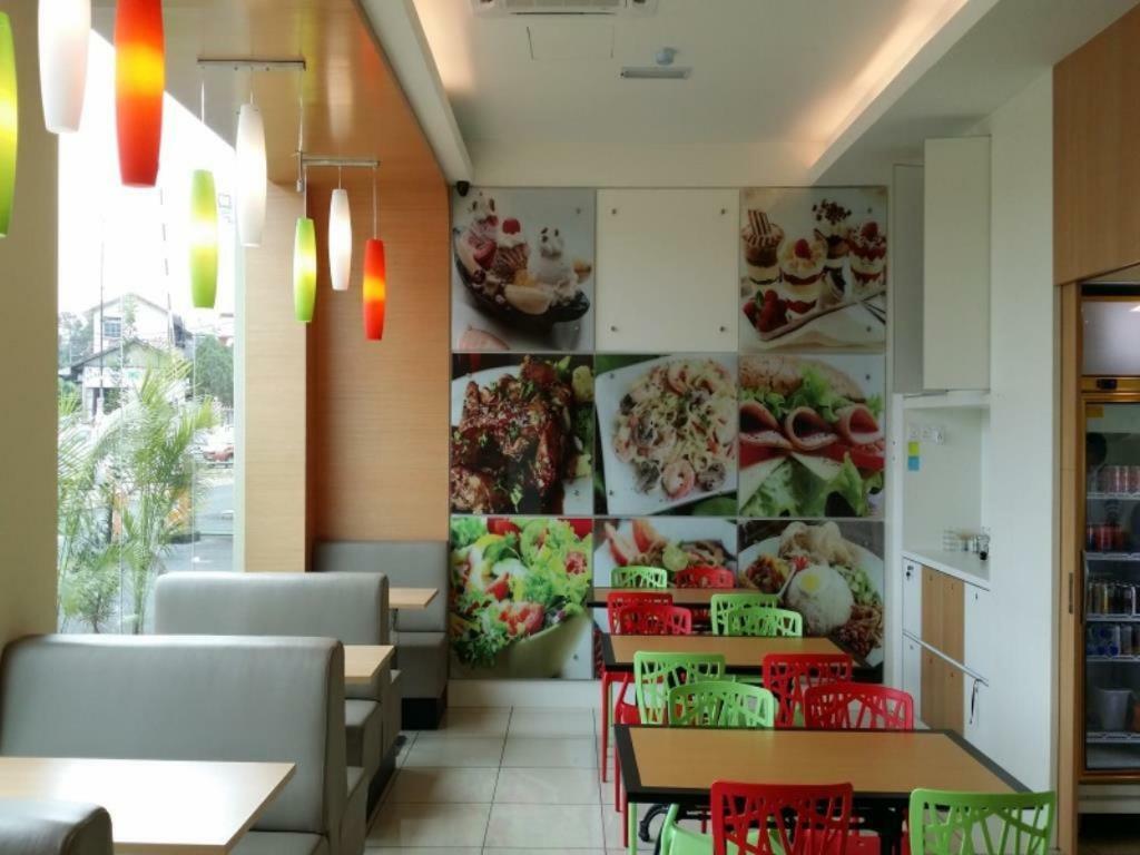 טמפין Caspari Hotel מראה חיצוני תמונה